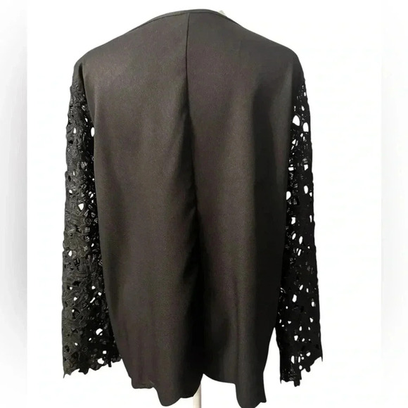 Emery Rose black long sleeve top with scalloped hem sleeves are an open weave - Picture 4 of 8